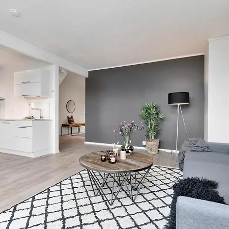 Din Hjem! Mitt I By1. Gratis Parkering!! * נרוויק