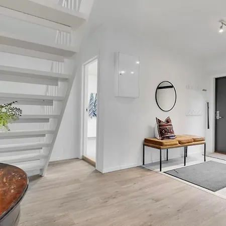 Din Hjem! Mitt I By1. Gratis Parkering!! * Narvik